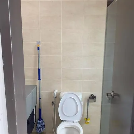 Cozy Shaftsbury High Floor King Bed Free Parkin Wifi And Netflix 1311 Apartment Cyberjaya Exterior photo
