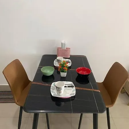 Cozy Shaftsbury High Floor King Bed Free Parkin Wifi And Netflix 1311 Apartment Cyberjaya Exterior photo
