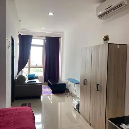 Cozy Shaftsbury High Floor King Bed Free Parkin Wifi And Netflix 1311 Apartment Cyberjaya Exterior photo