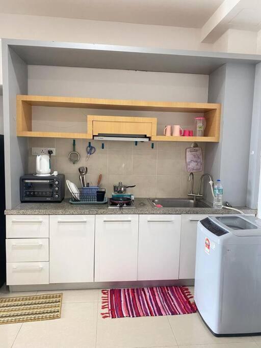Apartment Cozy Shaftsbury High Floor King Bed Free Parkin Wifi And Netflix 1311